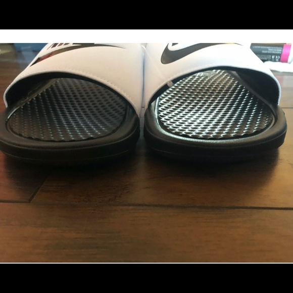SOLDFIXED PRICE SZ10 NIKE MEN’S BENASSI JDI SLIDES - Picture 3 of 6
